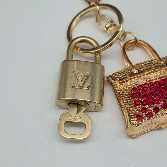 100% Auth Louis Vuitton Lock & Key with unbranded Bagcharm, Keycharm, Keychain - Picture 7 of 9